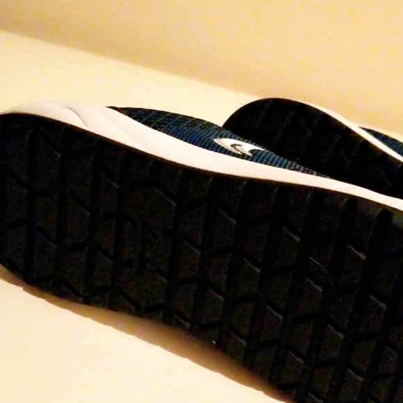 Shoes - Picture 3 of 3